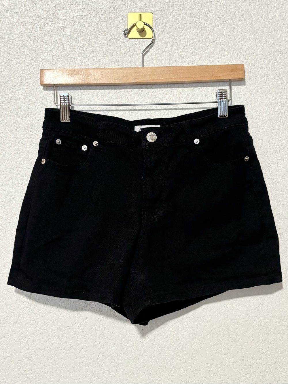 Juicy Couture Black Denim Jean Shorts Women’s Size 6 Stretch Y2K